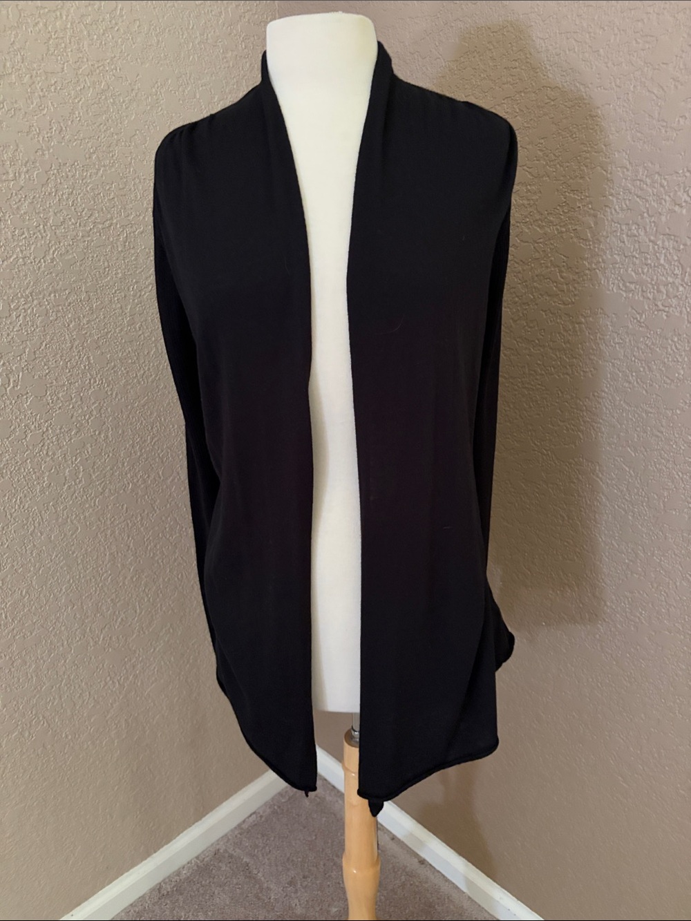 Express Black Open-Front Women’s Sweater Cardigan size L NWT